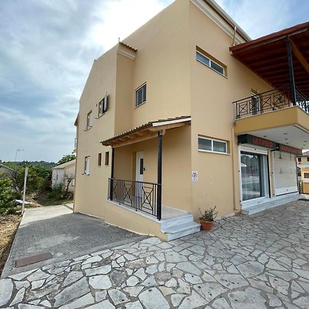 La Soffitta Di Bampina Apartment Perivólion Exterior foto
